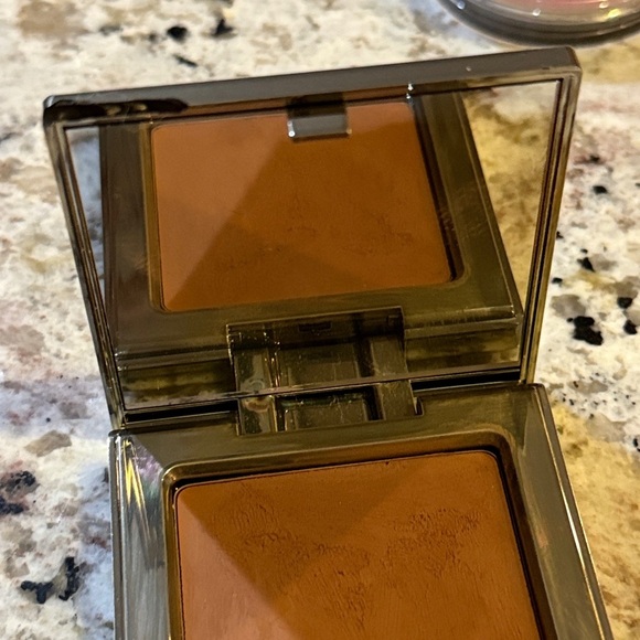 LAURA MERCIER J'ADORE LE SOLEIL MATTE VEIL CREME BRONZER - Picture 5 of 8